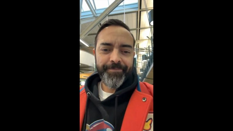 You’re not that important, film in public!